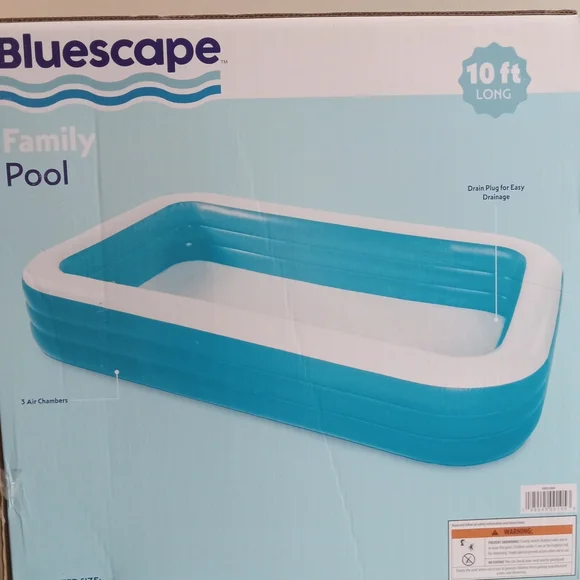 Family Pool - Picture 2 of 5